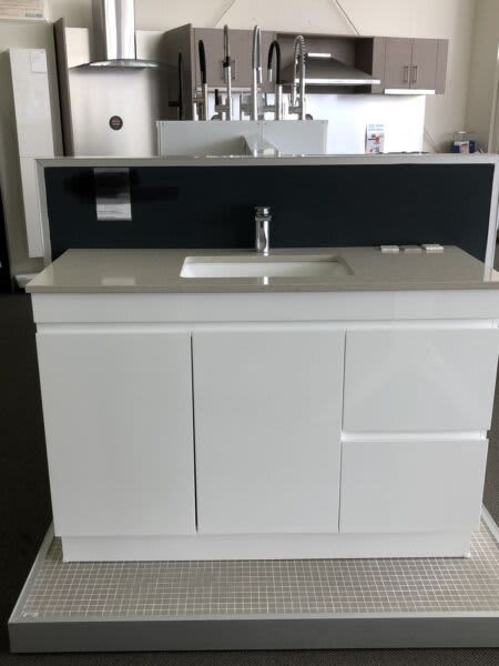 1200mm*470mm*830mm bathroom cabinet with ceramic top630087729013781128