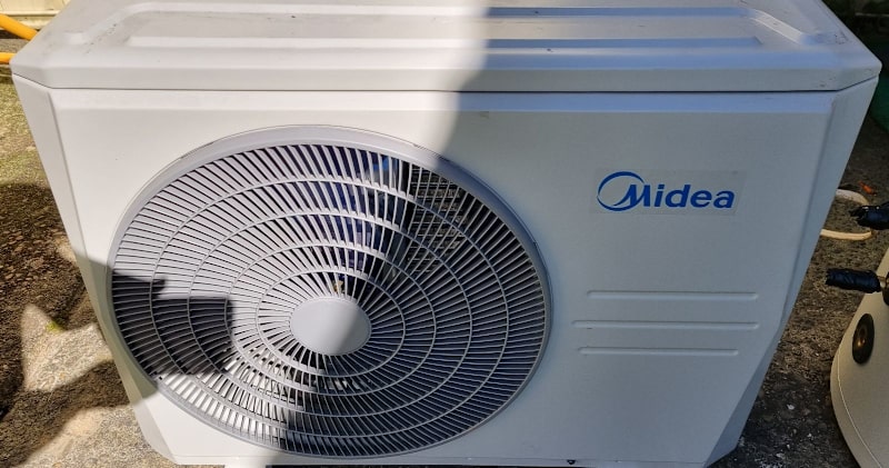 Midea Heat Pump Hot Water Heater 200 ltr63612125688065113
