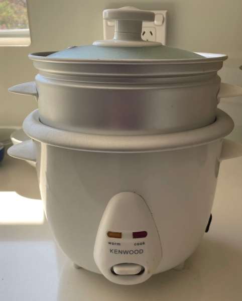 REDUCED !! Kenwood 3 cup rice cooker630217298274581126