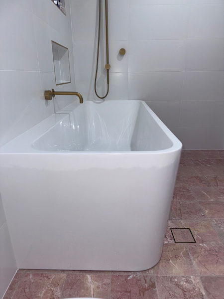 $1500 Posh domaine Back to wall standing bathtub 1700 x 750mm Reece63013350429569113