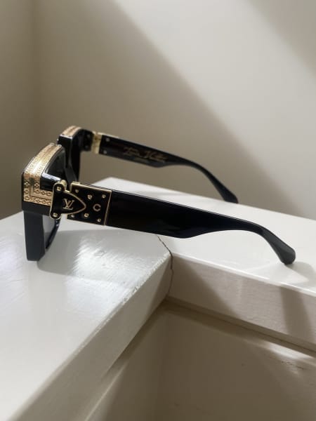 Louis Vuitton lv millionaire sunglasses in black gold NEW GUCCI, Accessories, Gumtree Australia Brisbane North West - Brisbane City