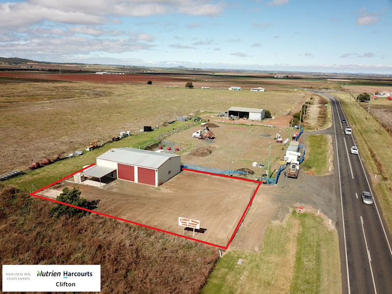 New England Highway, Nobby62885372157955112