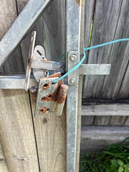 Metal Gate Frame with hinges630124444789771110