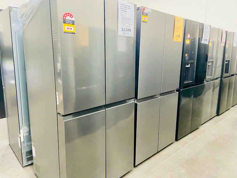  X Demo Units clearance:minor or never used/fridges,Washers,Dryers 63015177361027112