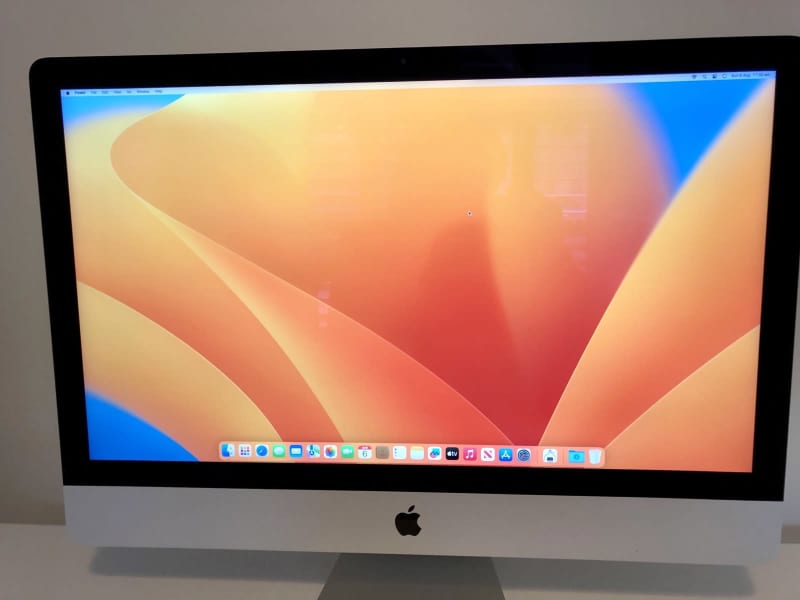 iMac 5K Retina 27-inch, 256GB SSD, 40GB Memory | Desktops