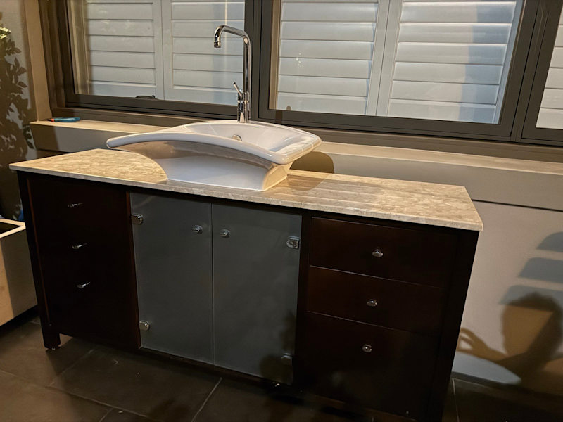 Bathroom Vanity with Stone top, Sink & Tap62863839946627113