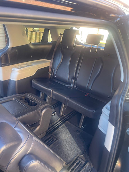 Kia Carnival 202262882729330946113