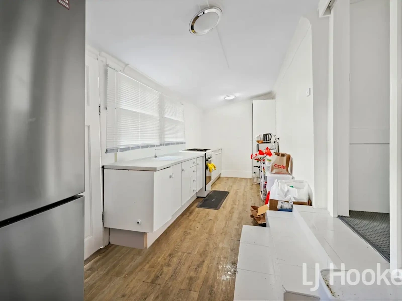 Renovated Charm in the Heart of Bathurst62929679722881112