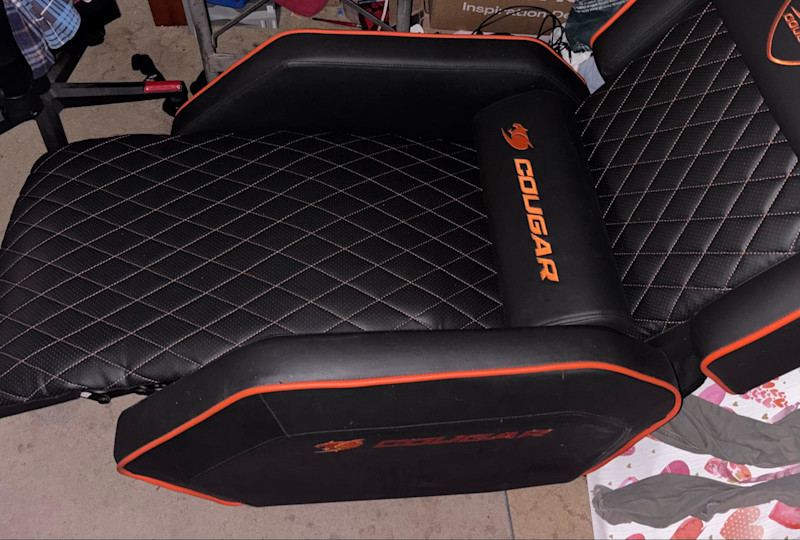 Cougar sofa for gaming recliner 62863378641154114