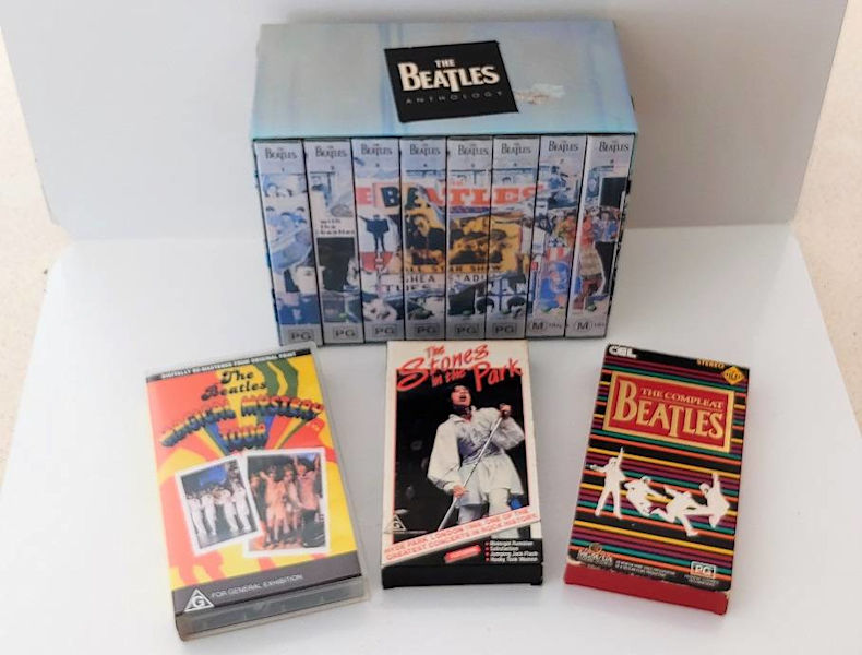 Vhs Beatles Anthology Box Set Mmt Complete Beatles Stones In Park Collectables Gumtree Australia Gold Coast City Broadbeach Waters Vhs Beatles Anthology Box Set Mmt Complete Beatles Stones In Park Collectables Gumtree Australia Gold Coast City Broadbeach Waters