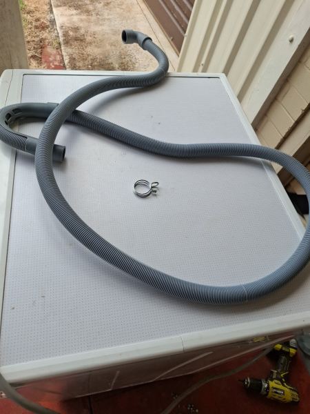 Washing machine drain hose.63017765291393114