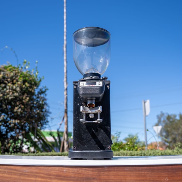 Used DIP DK65 Black Coffee Grinder – Excellent Condition 63020848171267112
