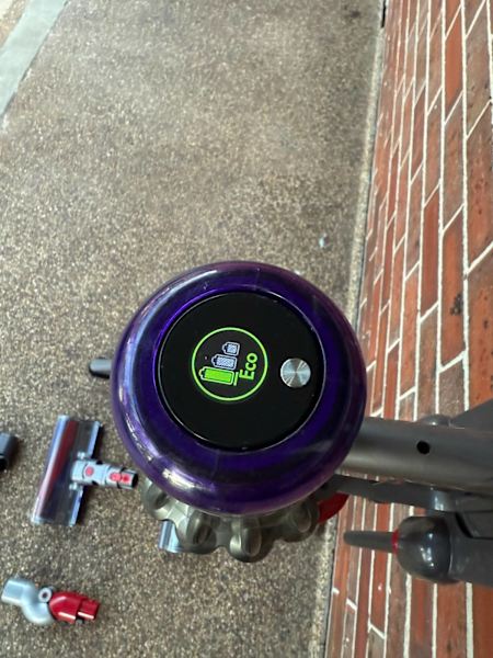 Dyson V11 Absolute Pro excellent working condition&super powerful suct63612126118274113