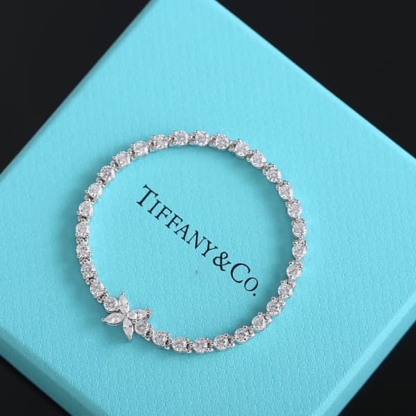 Tiffany & Co. Victoria Cluster Platinum Diamond Bracelet 6.01ct VS