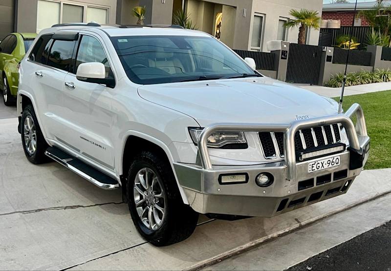 Jeep Cherokee Overland 62882771181954110