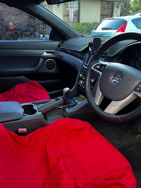 2011 HOLDEN COMMODORE SV6 6 SP MANUAL UTILITY62885349139585112
