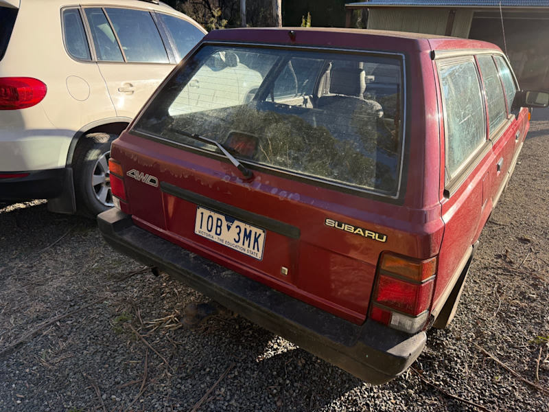 1991 SUBARU DL (4WD) 5 SP MANUAL 4D WAGON62937623056002112