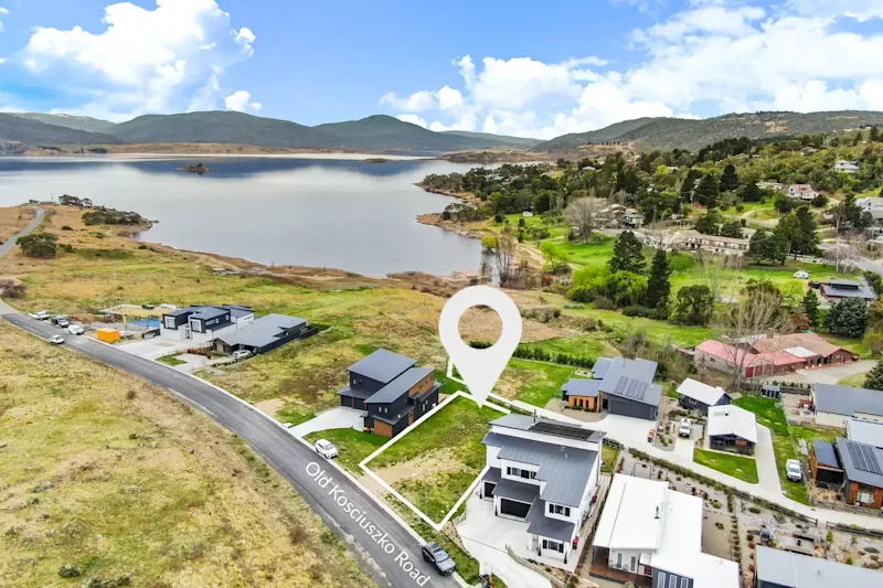 702.6sm front row waterfront residential block63438493589889110