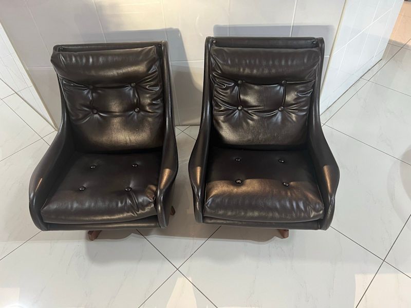 Kids leather armchairs62863413339394111