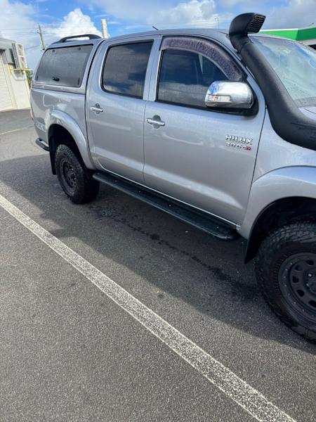 2015 TOYOTA HILUX SR5 (4x4) 5 SP AUTOMATIC DUAL CAB P/UP62936658907649114