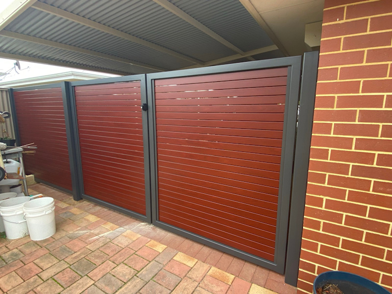 Fencing and Gate Specialists62863396320899114