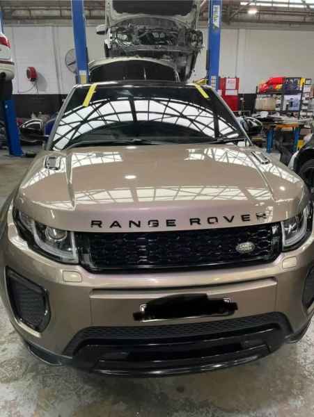Car Windscreen Replacements and Repairs62937621896065112