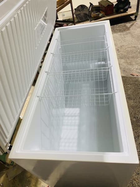 700l chest freezer for sale