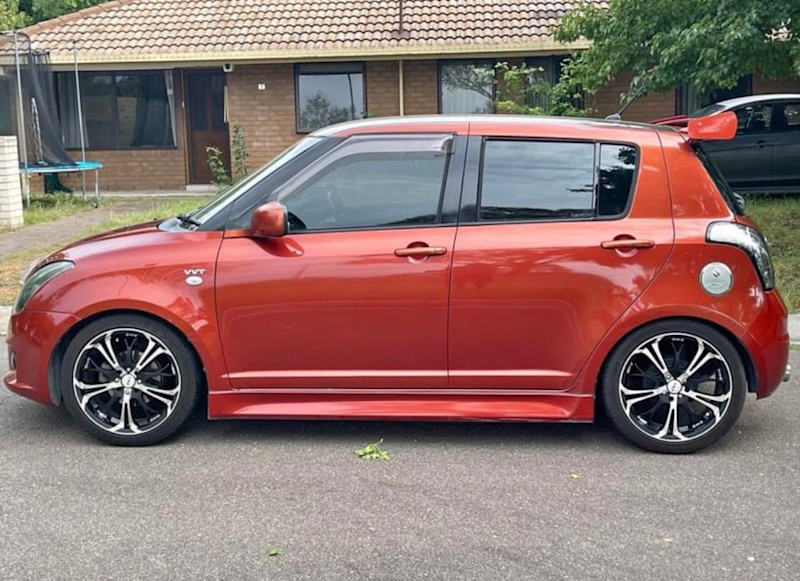 2006 Suzuki Swift 5 speed manual62933704304513111