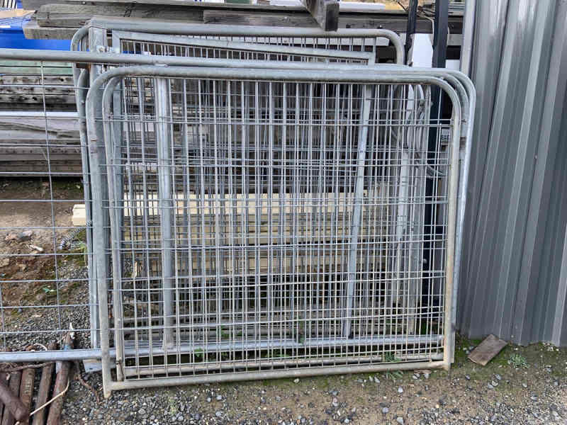 FARM GATES DIFFERENT SIZES GALVANISED63014240854785113