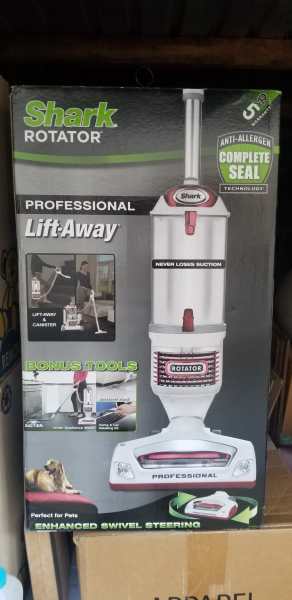 Brand new Shark Rotator630181730764811125