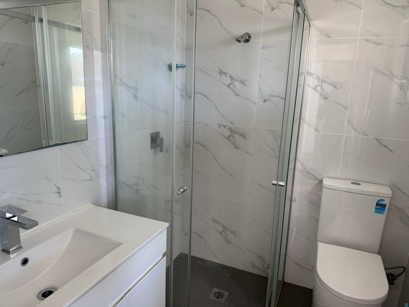 For rent a room62918283623681110