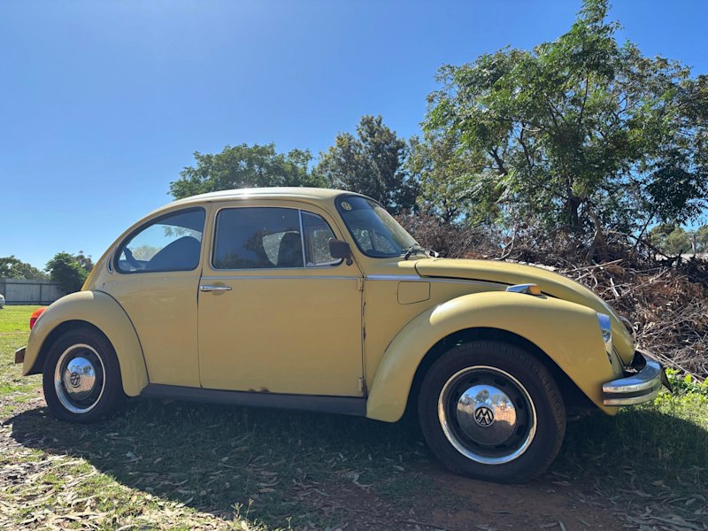 1975 Volkswagen Beetle62938582870786111
