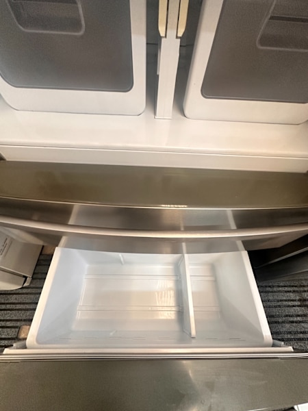 Westinghouse French Door Fridge Freezer 622L,6 months warranty (31593)63016908940290114