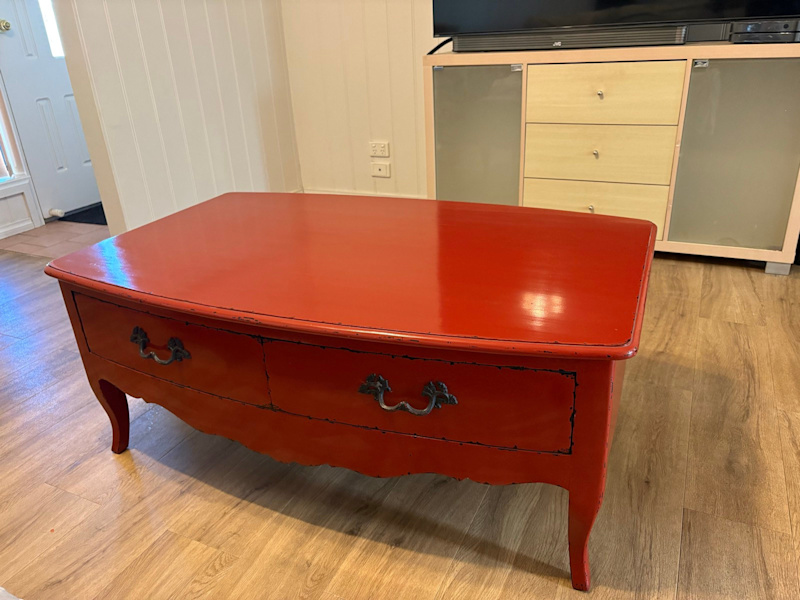 Vintage Coffee Table62863838263939111