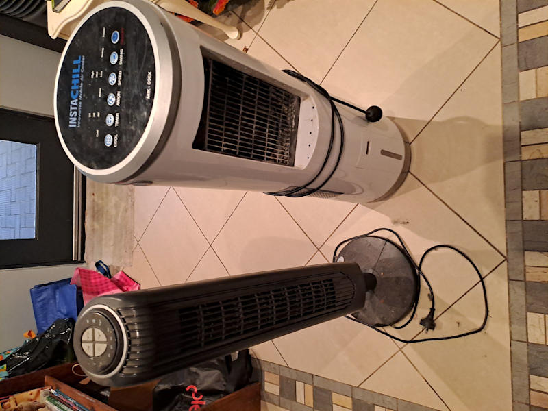 2 evaporated  air coolers 63014238185090112