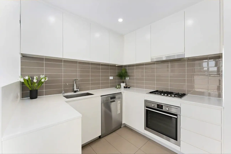 Modern Living, Prime Location - Perfect for First Home Buyers or Investors62885358672257112
