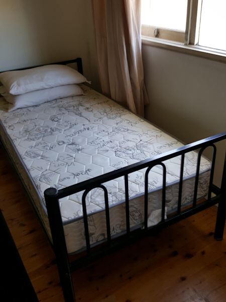 One person for one room63438963052929110