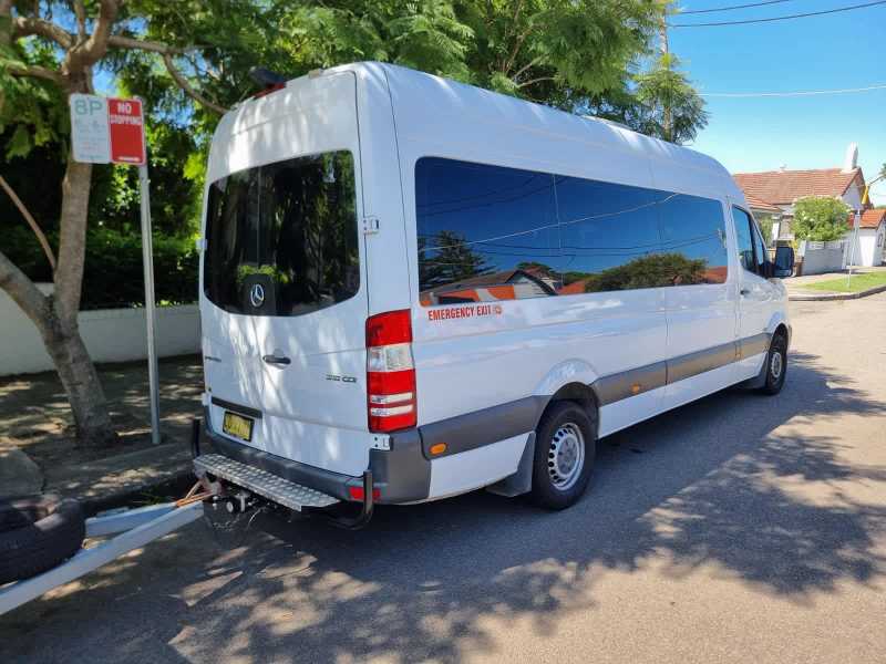 Mercedes-Benz Sprinter 16 seater62934701993217114