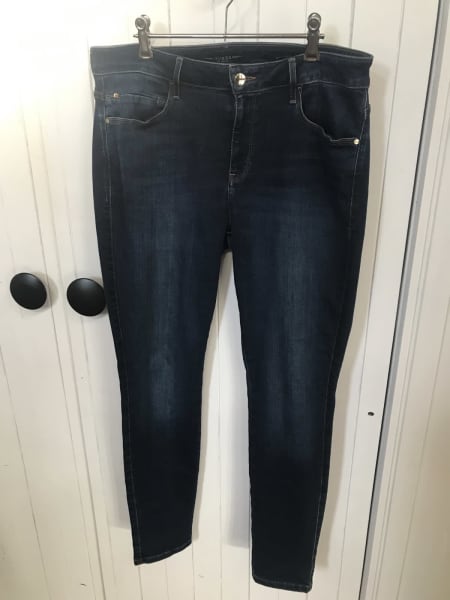 GUESS Sexy Curve Distressed Skinny Jean