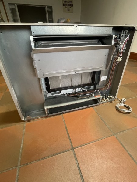 Rinnai Spectrum 28 Natural Gas Heater63016909885954112