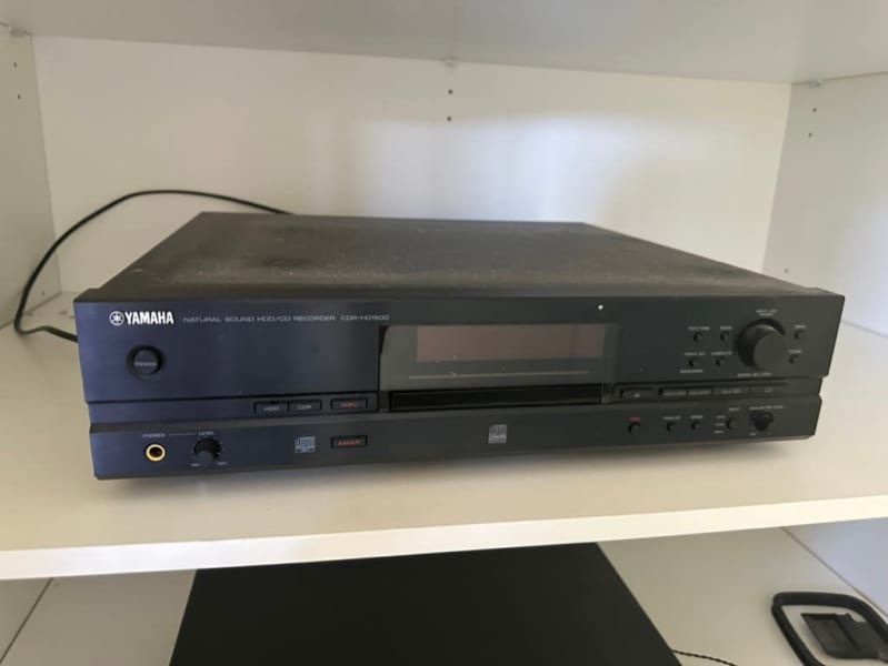 HDD CD Recorder CDR HD 1500 YAMAHA | Stereo Systems