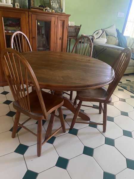 NOW $250 Round Dining Table 120cm + 6 Dining Chairs NOW $250628647234630421122