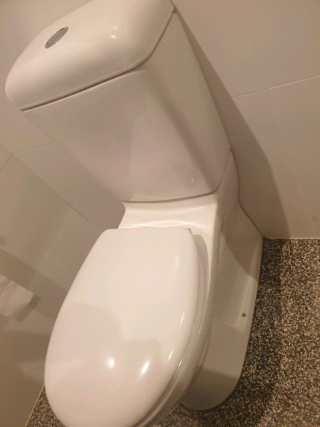 Wanted Toilet top ceramic lid,or water reservoir tank63006298698755113