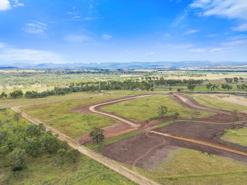 One of the last lots left in Stage 1!63006617264514112