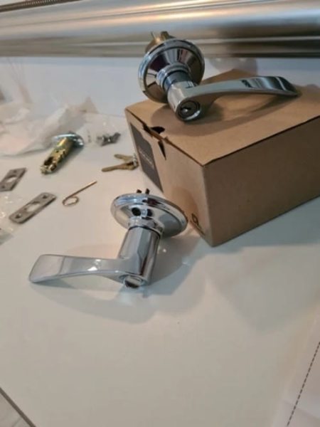 DOOR HANDLE - Keyed Entry Lock by SCHLAGE - F51A MER 625, Lever-Chrome63004456348290113