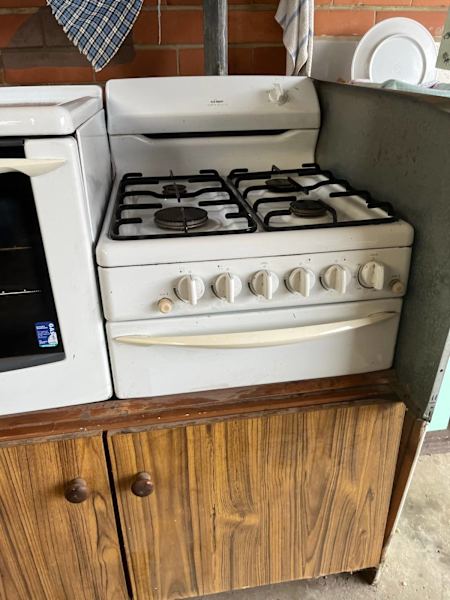 Chef Select 4 burner natural gas stove, oven and grill63442328000641113