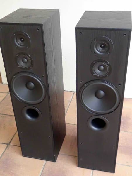 JAMO Studio 190 - 8 inch 3 Way 170 Watt Speakers - Made in Denmark |  Speakers | Gumtree Australia Gold Coast South - Robina | 1310690657