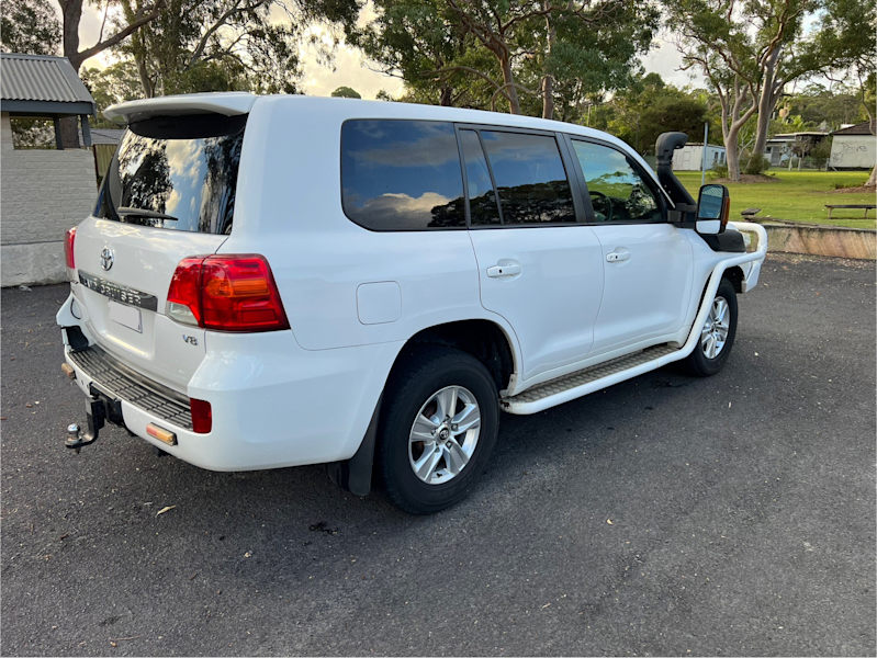 2015 TOYOTA Landcruiser GXL V8 Diesel 62935688235137113