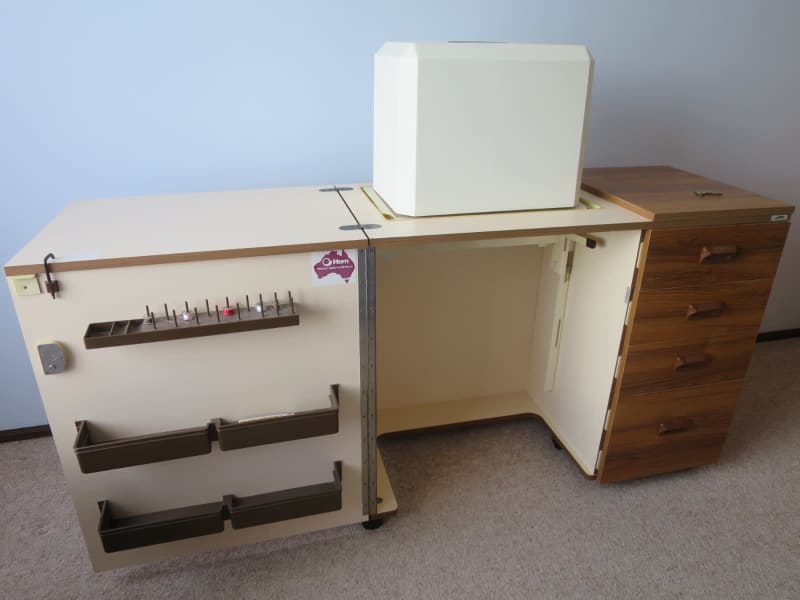 Bernina Horn Sewing Matttroy