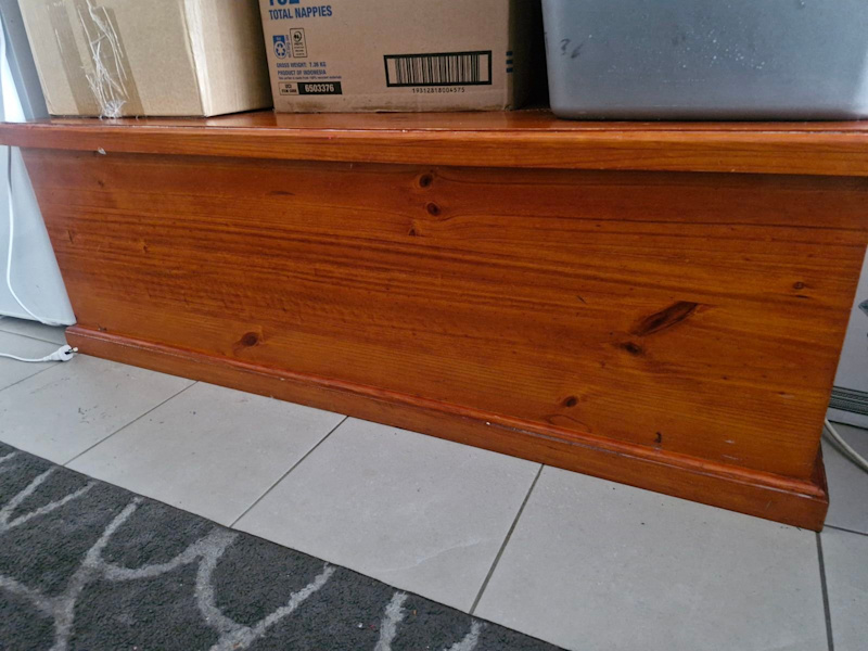Heavy Wooden Blanket box628638380405781115